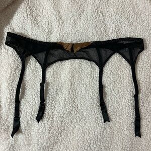 COPY - Intimissimi Garter Belt